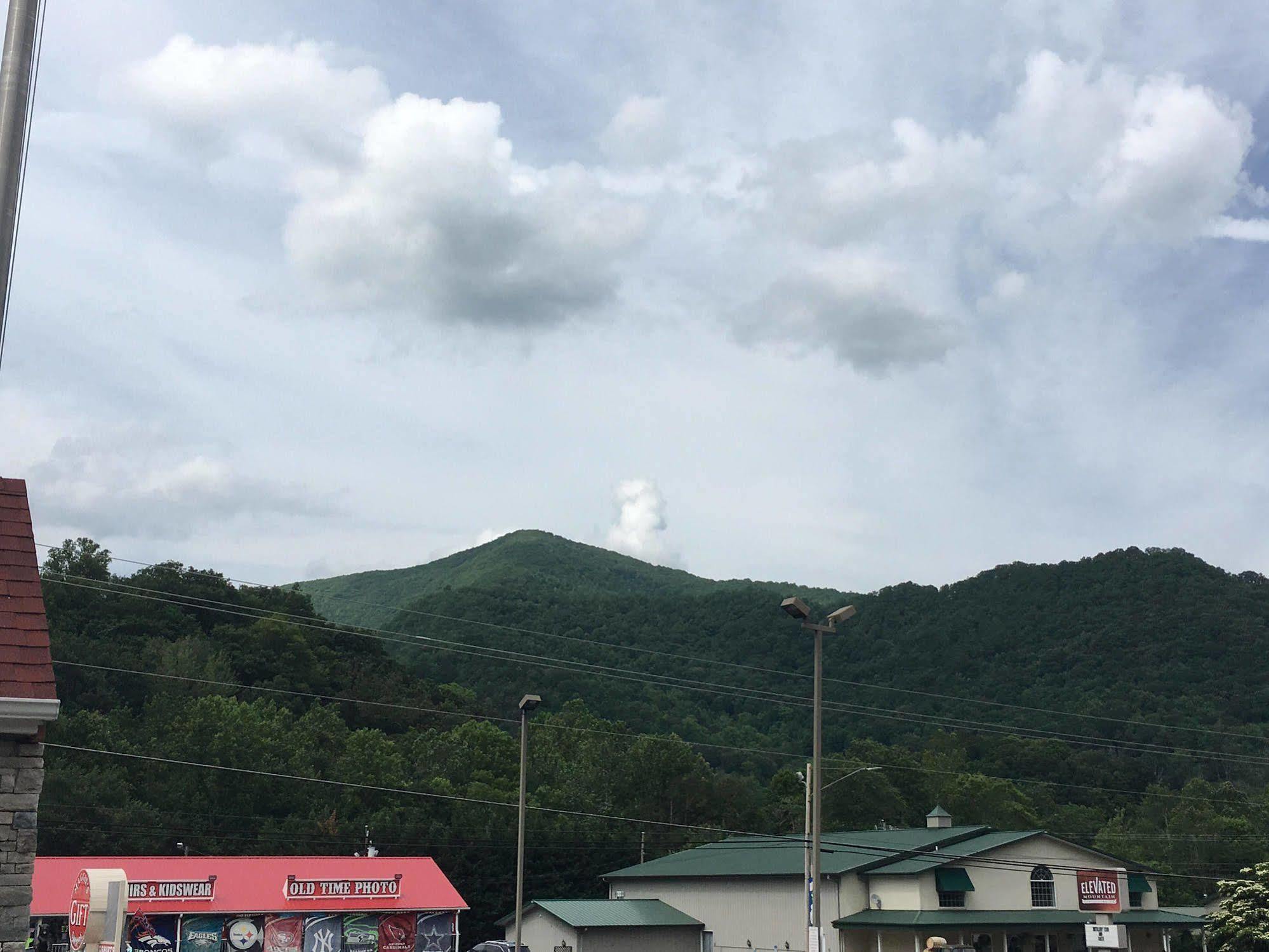 Quality Inn & Suites Maggie Valley - Cherokee Area Exterior foto