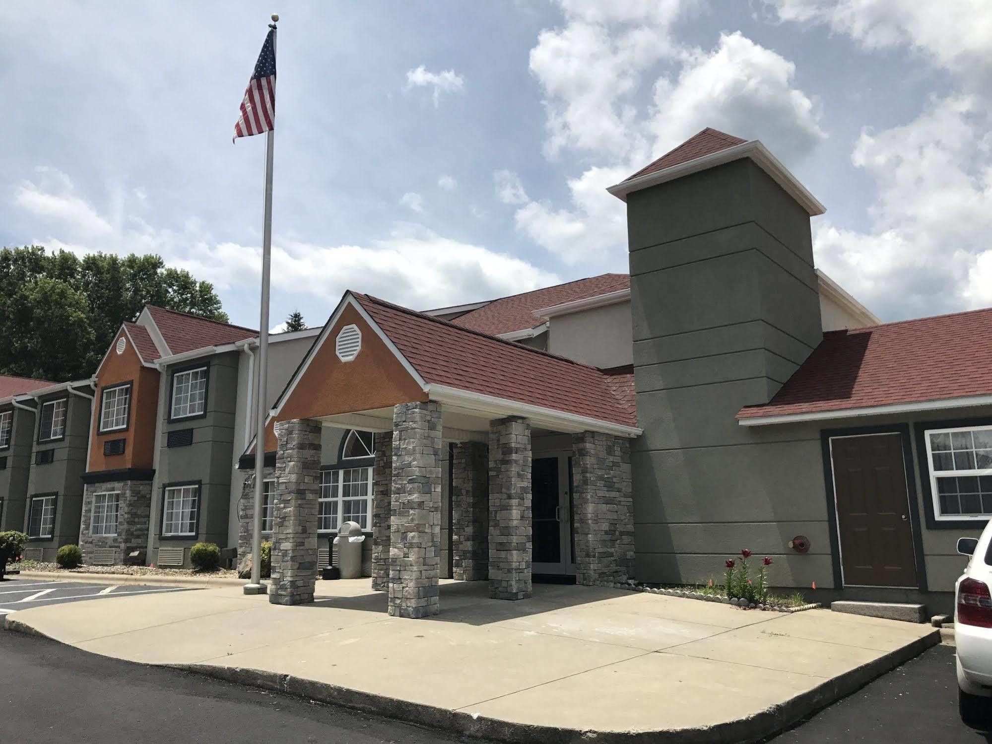 Quality Inn & Suites Maggie Valley - Cherokee Area Exterior foto